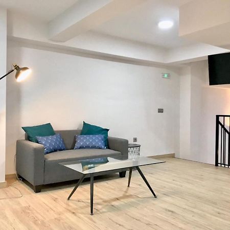 Modern & Spacious Apartment In Plaza De La Merced Malaga Bagian luar foto