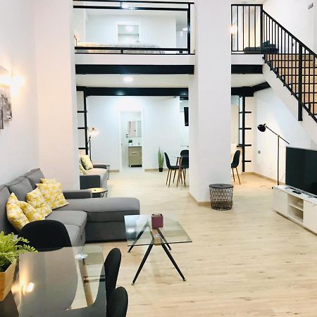 Modern & Spacious Apartment In Plaza De La Merced Malaga Bagian luar foto