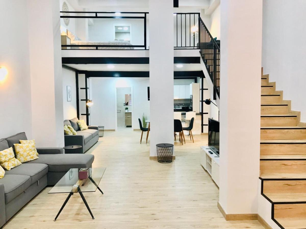 Modern & Spacious Apartment In Plaza De La Merced Malaga Bagian luar foto